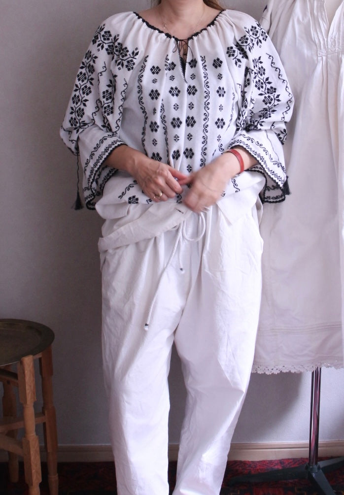 《閲覧専用》\新品/マリアさんのシビウ風ブラウス